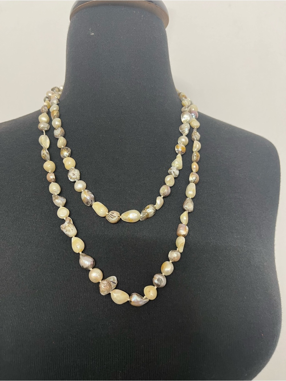 Double-Strand Iridescent Pearl Necklace in Cream and Gold Tones